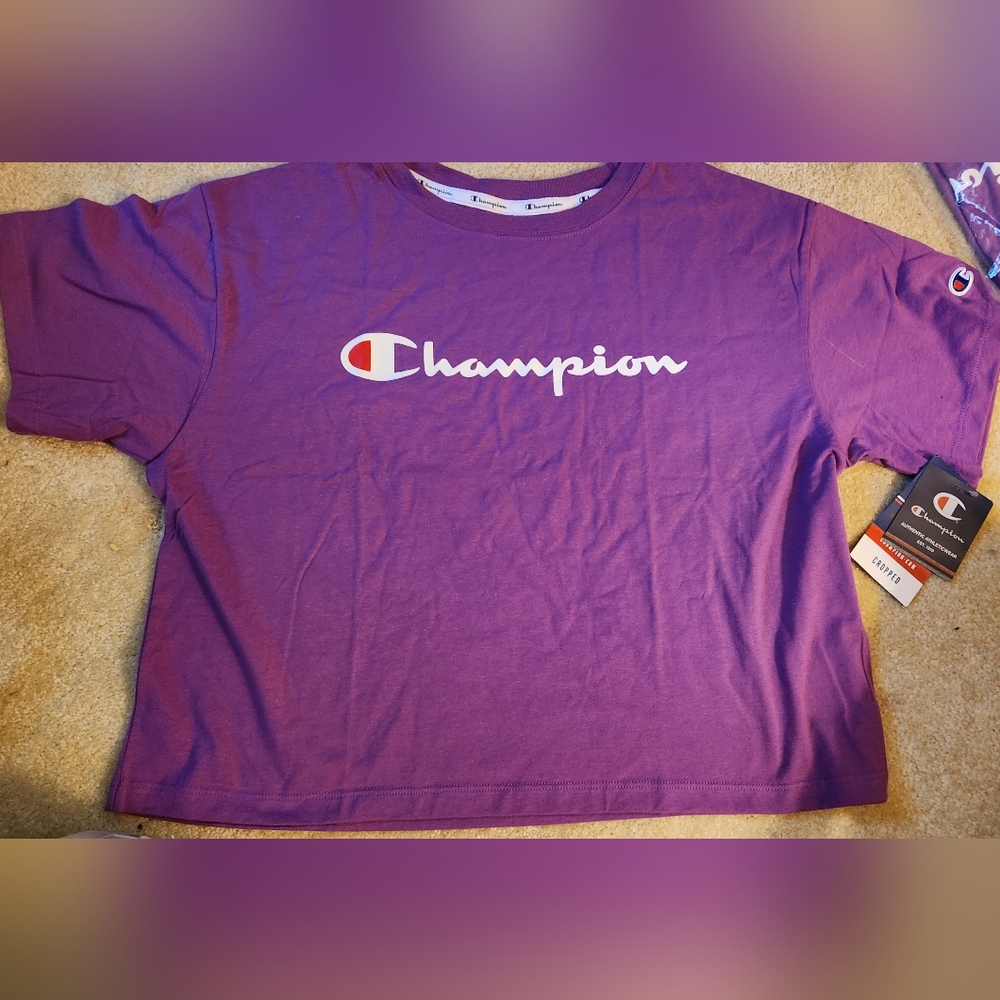 NWT Champion Ladies Cropped T-Shirt